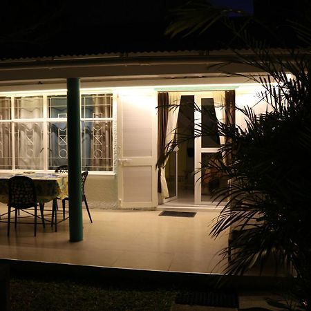 Residence Les Cygnes, Pereybere. Pereybere Beach Exterior photo