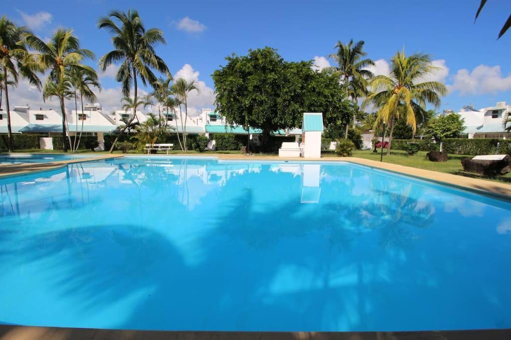 Residence Les Cygnes, Pereybere. Pereybere Beach Exterior photo