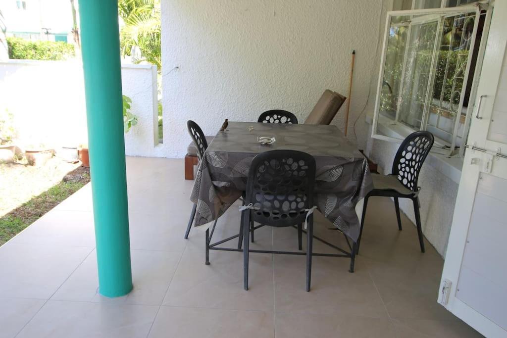 Residence Les Cygnes, Pereybere. Pereybere Beach Exterior photo