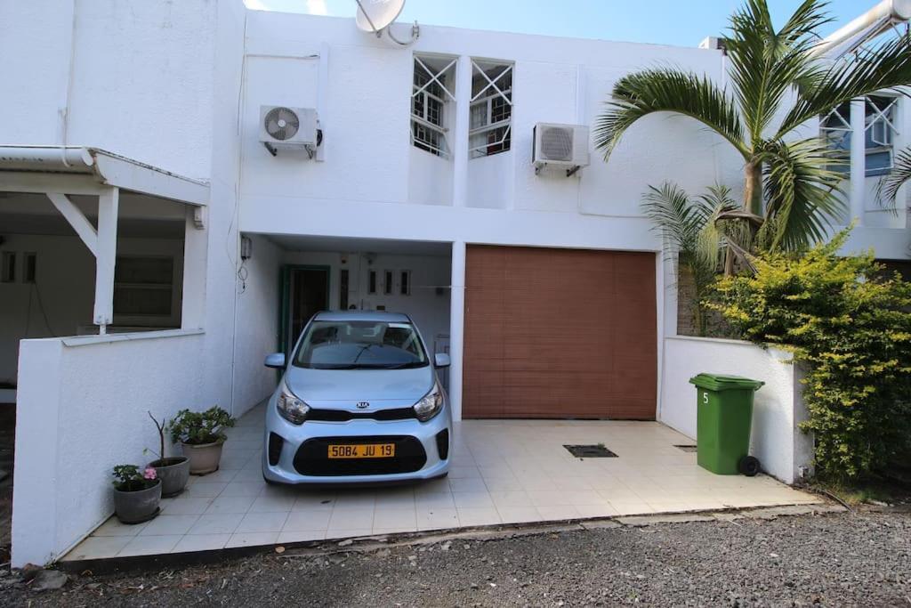 Residence Les Cygnes, Pereybere. Pereybere Beach Exterior photo